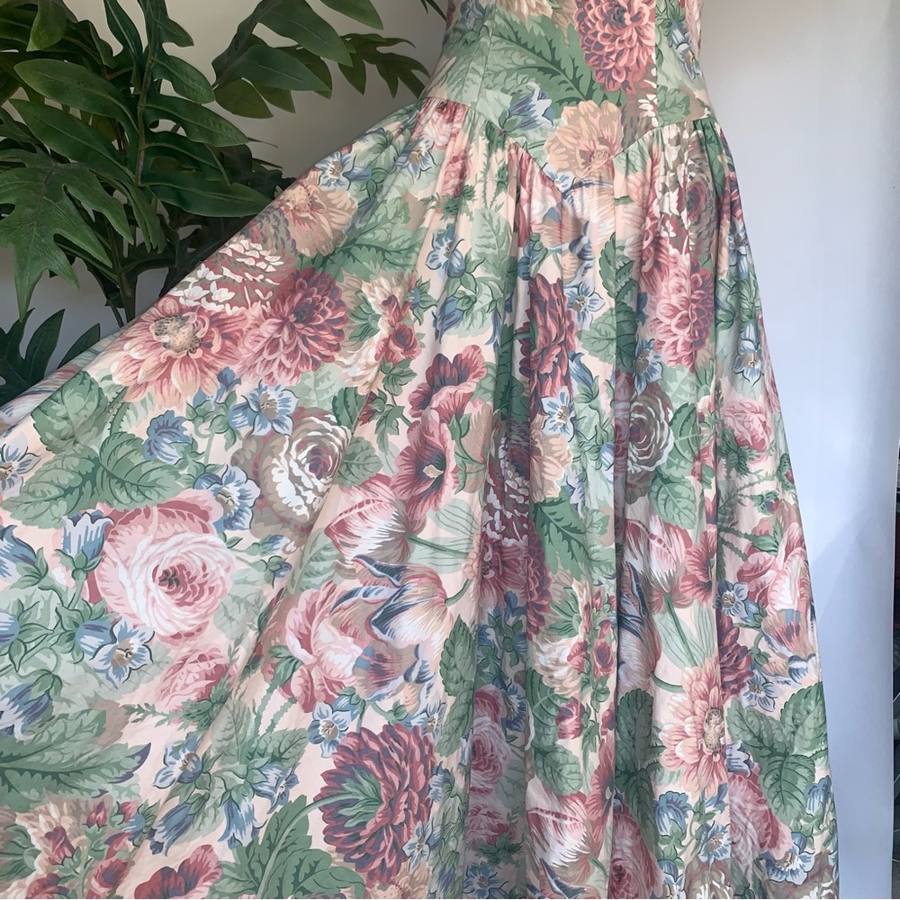 v i n t a g e : Floral Victorian Cottagecore Pastel Puff Sleeve Basque Dress - Picture 8 of 16